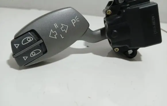 BMW 7 E65 E66 Indicator stalk 6911516