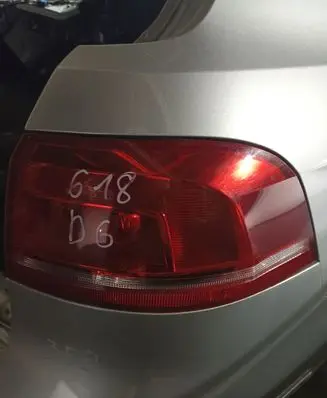 Volkswagen PASSAT B7 Rear/tail lights