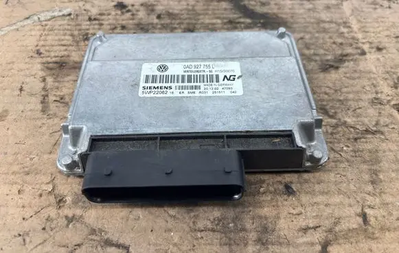 Volkswagen Touareg I Gearbox control unit/module 0AD927755L 5WP22062 H15S0076