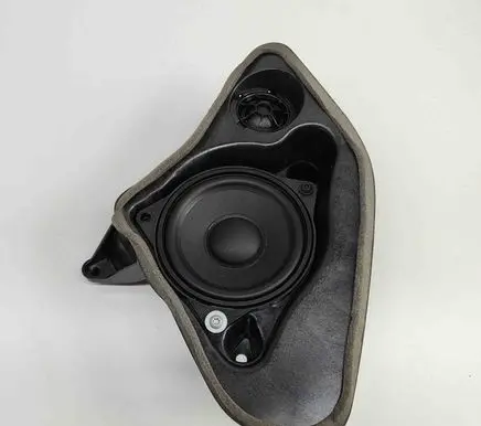 BMW X3 G01 Panel speaker 6813104 6809632
