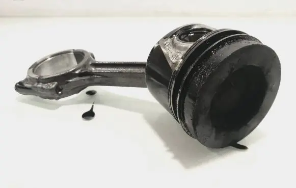 Audi A4 S4 B8 8K Piston with connecting rod 04la
