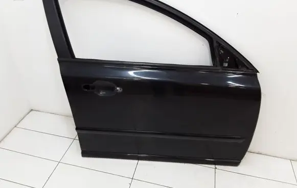 Volvo S40 Front door