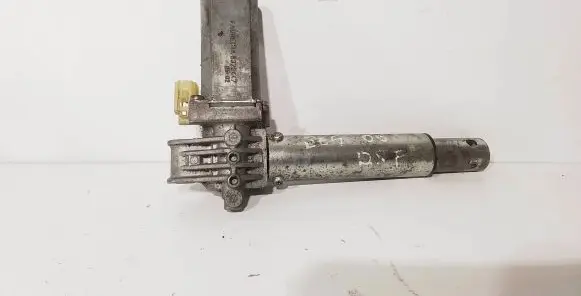 BMW 7 E65 E66 Seat adjustment motor 8320447