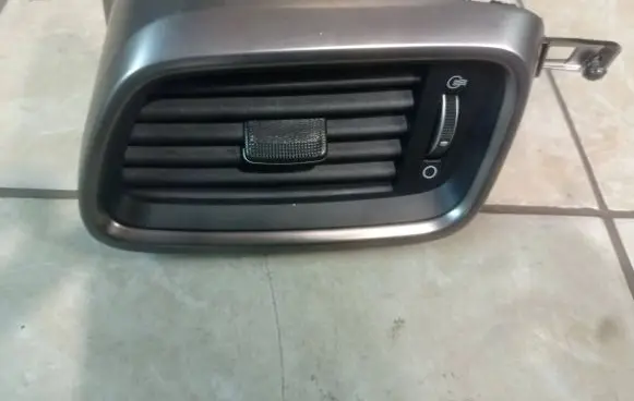 Dashboard side air vent grill/cover trim
