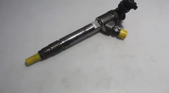 Alfa Romeo Giulia Fuel injector 0445110674