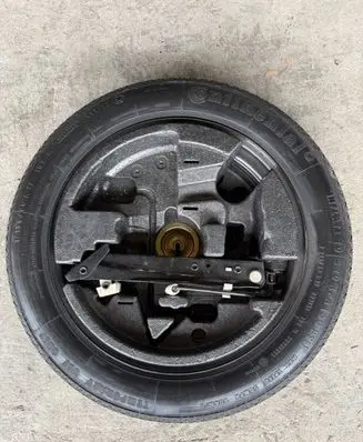 BMW 5 E60 E61 R17 spare wheel 6758778