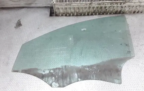 Seat Ibiza IV (6J,6P) Front door window glass four-door