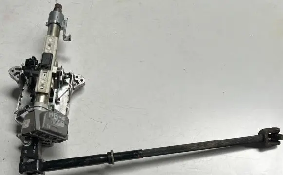 Mercedes-Benz A W169 Steering wheel axle 1695452932 80008830402 33520101