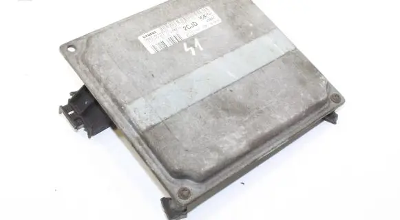 Ford Fiesta Engine control unit/module 6S6112A650FD