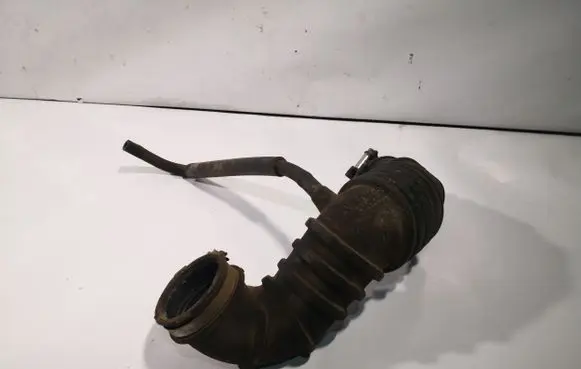 Mitsubishi Colt Air intake hose/pipe MN135109