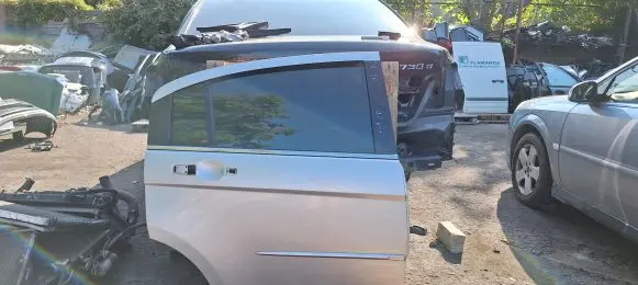 Chrysler Sebring (JS) Rear door