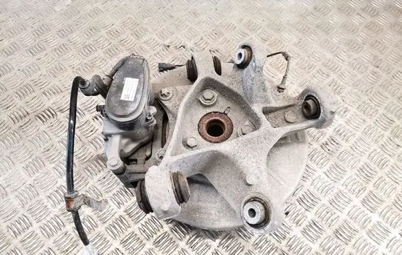 Tesla Model 3 Rear wheel hub 1044411-00-F
