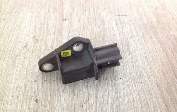 Audi A6 S6 C6 4F Airbag deployment crash/impact sensor 4L0959651
