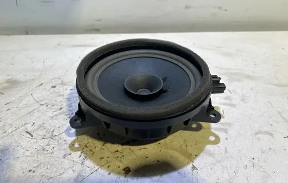 Volvo XC40 Rear door speaker 32265248 H024063R