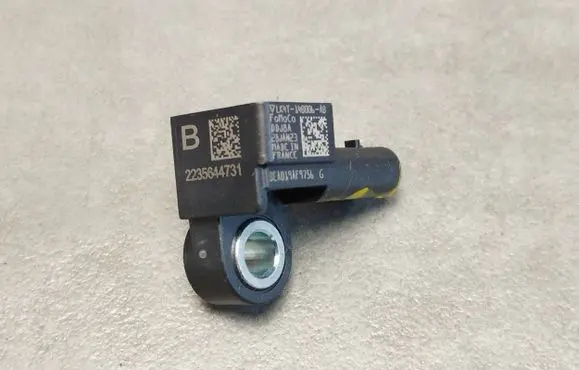 Volkswagen Amarok II Airbag deployment crash/impact sensor LK4T148006AB