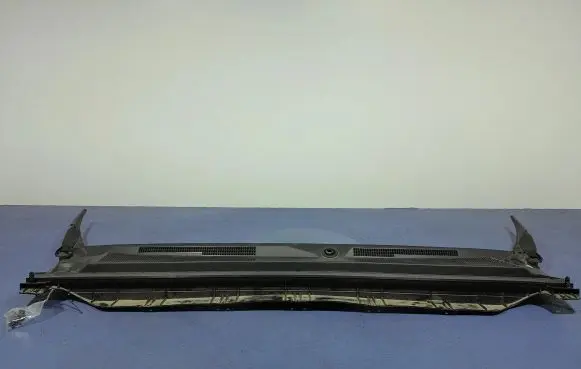 Renault Arkana Wiper trim 668115282R