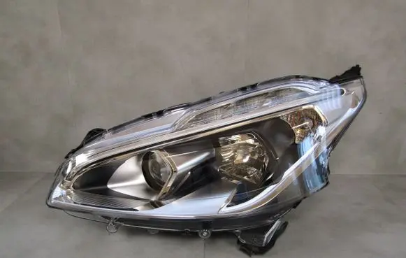 Peugeot 208 I Headlight/headlamp 9810805780 90047883