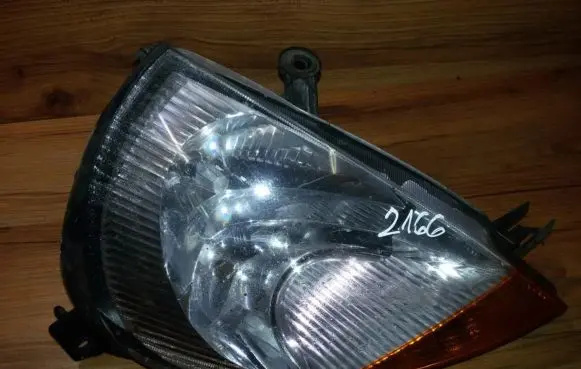 Ford Ka Headlight/headlamp 04hcrpl02a011a