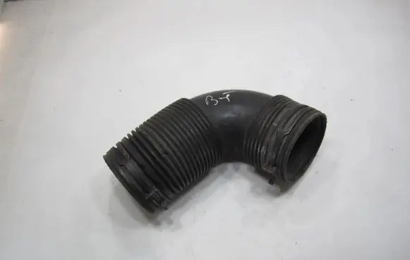 Seat Alhambra (Mk1) Air intake hose/pipe 7M0129627 95VW9WA63A