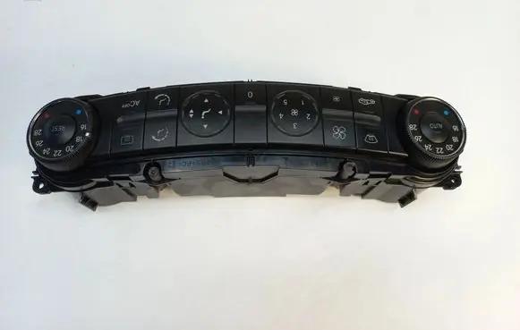 Mercedes-Benz E W211 Interior fan control switch 2118300190