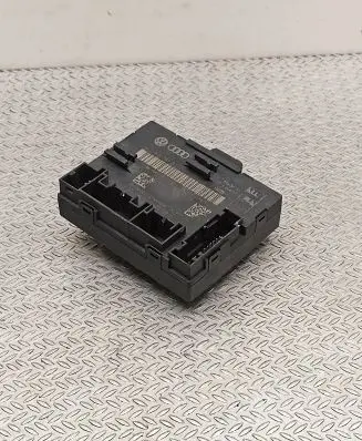 Audi A1 Door control unit/module 8X0959793B 0711110005