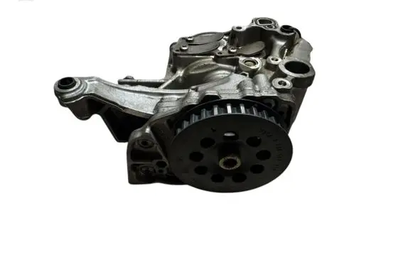 Volkswagen Golf VII Oil pump 04L145305 04L115251A
