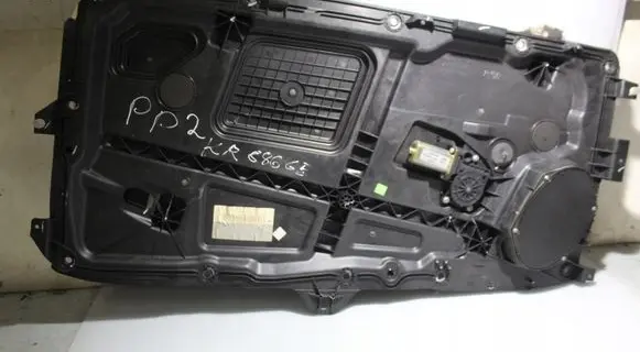 Ford Fiesta Front window lifting mechanism without motor