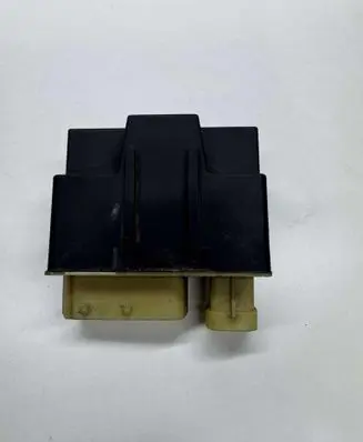 Citroen Berlingo Glow plug pre-heat relay 018010951 96520211