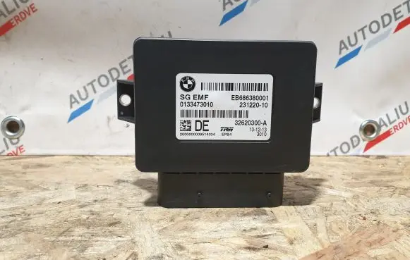 BMW X3 F25 Rear brake EMF control unit/module 6863800 32620300