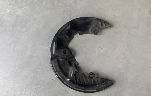 Toyota GT 86 Front brake disc dust cover plate 26290CA020