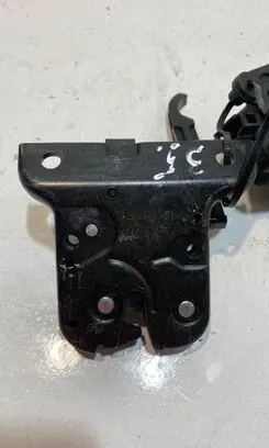 Audi A4 S4 B8 8K Tailgate/trunk/boot lock/catch/latch 8E9827833