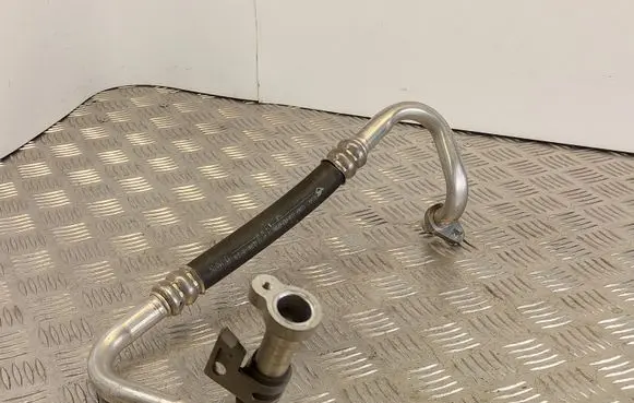 Renault Captur Air conditioning (A/C) pipe/hose 924803929