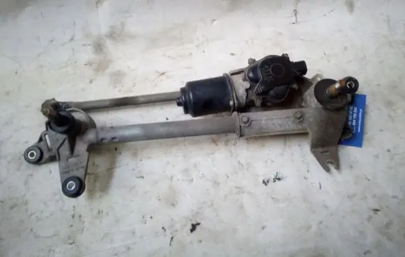 Honda Accord Front wiper linkage and motor