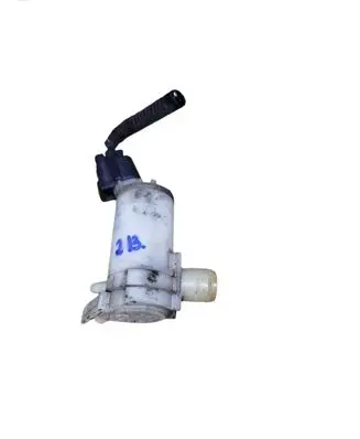 Nissan X-Trail T32 Windscreen/windshield washer pump 