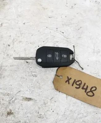 Citroen C4 Cactus Ignition key/card 9810004080