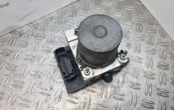Audi A4 S4 B7 8E 8H ABS Pump 8E0910517D 8E0614517AK 0265234336