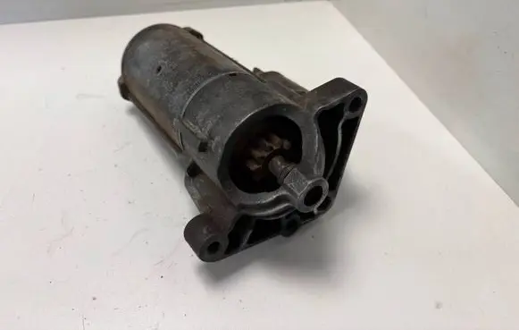 Renault Master II Starter motor 8200106788