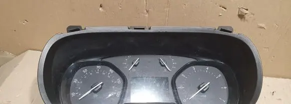 Citroen Jumpy Speedometer (instrument cluster) 9831168880