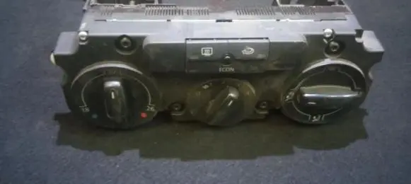 Volkswagen PASSAT B6 Climate control unit 3c2820045 5hb009328-26