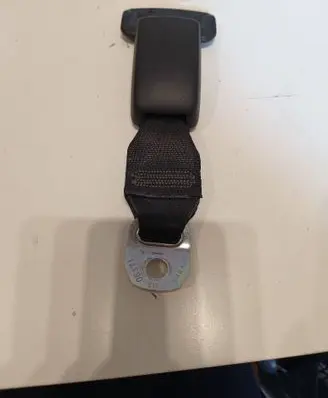 Peugeot 107 Rear seatbelt buckle E034501 B480