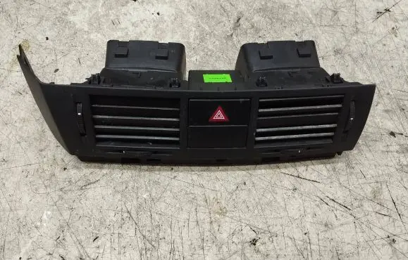 Opel Meriva A Dash center air vent grill 93332970