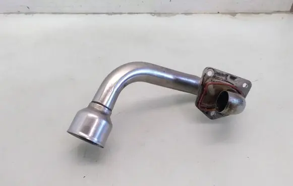 Jeep Grand Cherokee (WK) EGR valve line/pipe/hose 1507Q10179