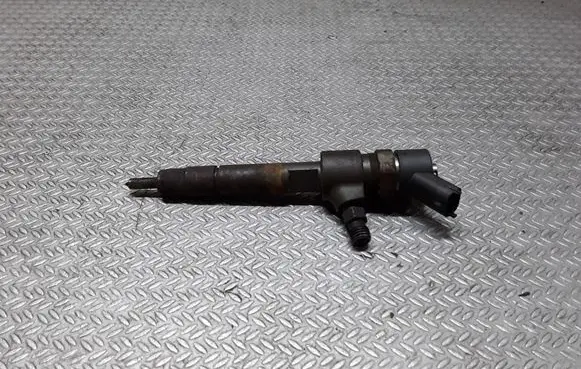 Opel Zafira B Fuel injector 0445110276