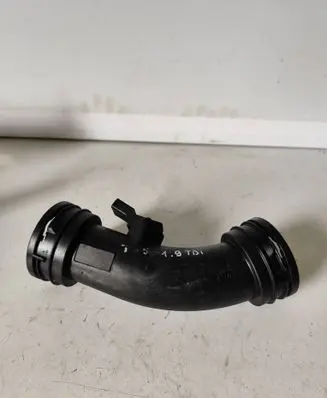 Volkswagen Transporter - Caravelle T5 Turbo air intake inlet pipe/hose KYS7H0145955 0281002399 038906051B