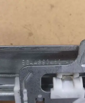 Peugeot 407 Front window lifting mechanism without motor 9644893480
