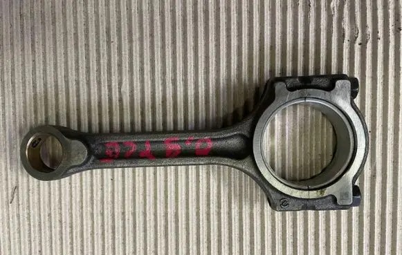 Renault Clio IV Connecting rod/conrod 