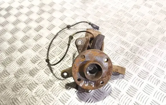 Peugeot 107 Front wheel hub