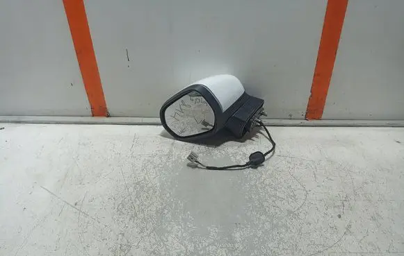Ford Fiesta Front door electric wing mirror