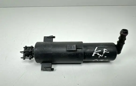 BMW 3 E90 E91 Headlight washer spray nozzle 7179311
