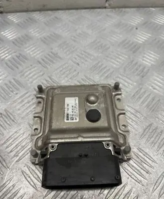 BMW X5 F15 Adblue control unit 7432799 002001000 0281032173